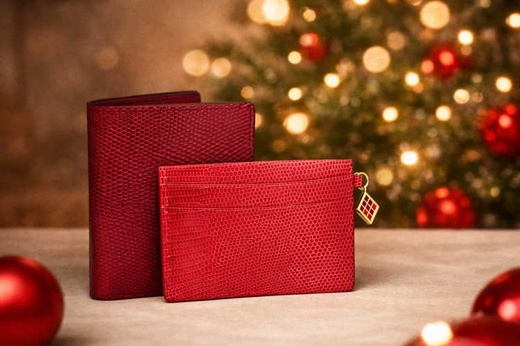 Wallets /two wallets in orange aligator leather and cappucino lizzard leather and key rings wallet in orange lizzard leather / Tehuti GDLD / MatiJaro