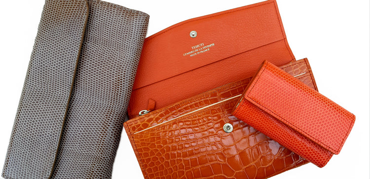 Wallets /two wallets in orange aligator leather and cappucino lizzard leather and key rings wallet in orange lizzard leather / Tehuti GDLD / MatiJaro