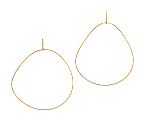 Hit New Style earrings, 18K rose gold. Diameter of the inner: 65x70 mm.